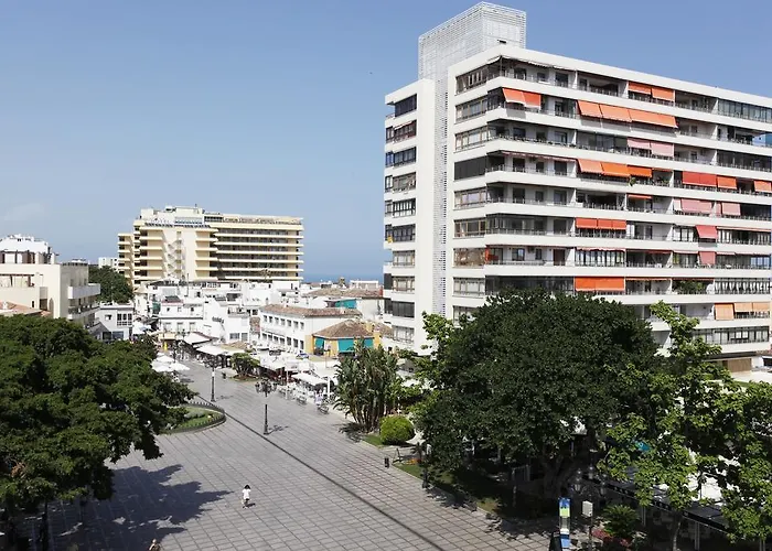 Imperial 托雷莫利诺斯